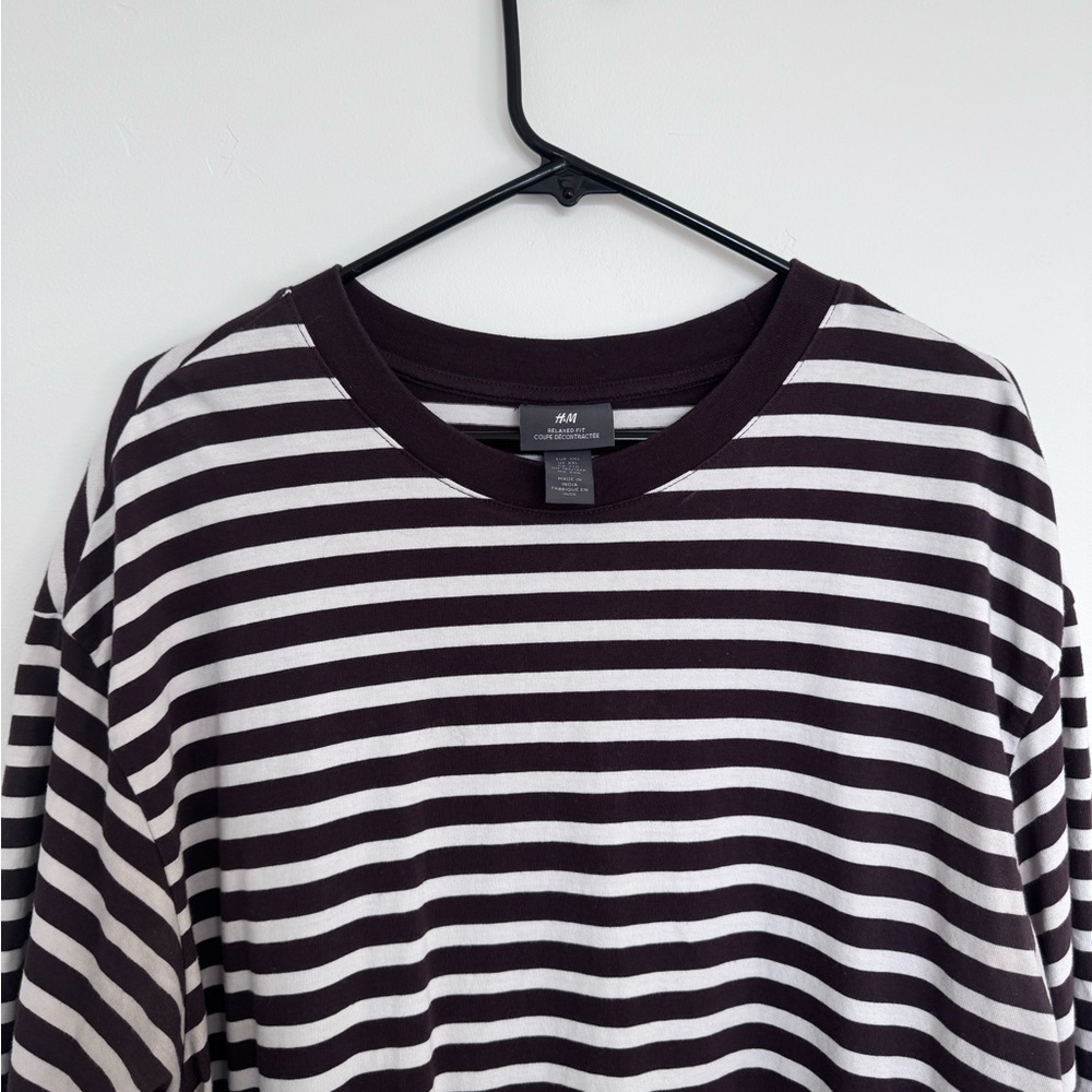 Men’s H&M Brown and White Striped Relaxed Fit Top